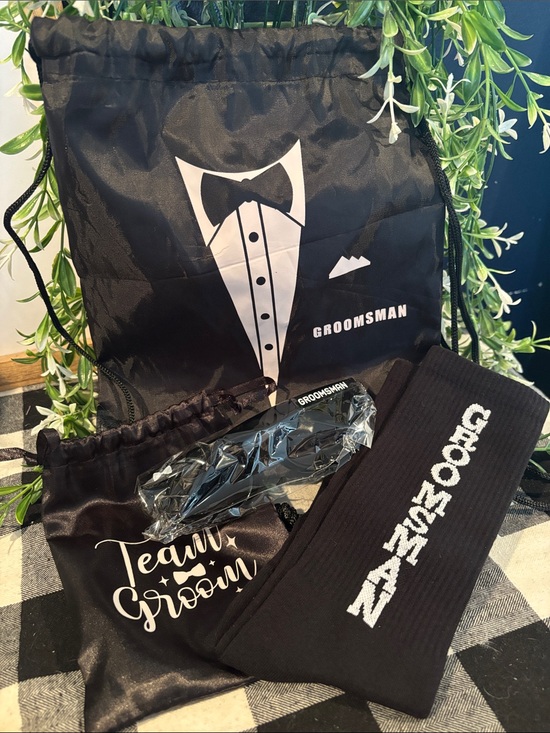 Other - Groomsman Accessories Gift Set - Black